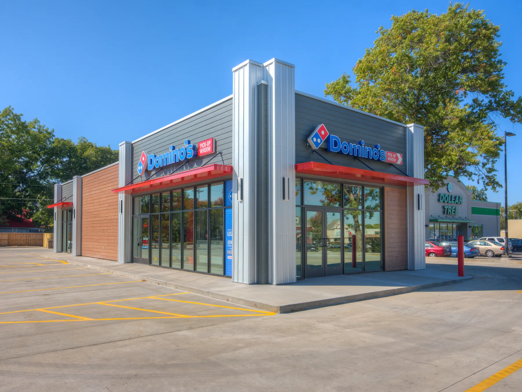 Earlier Domino's Pizza restaurant built by Bates Building